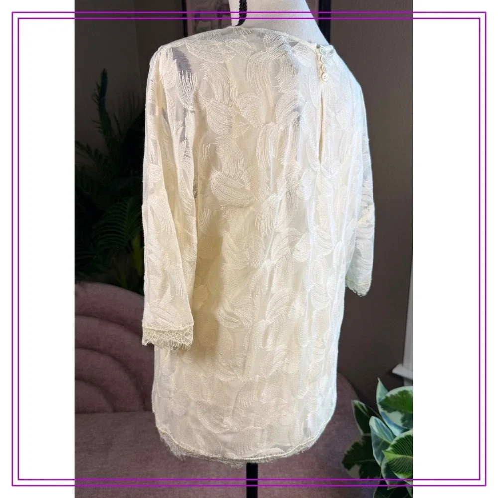 NWT Halston Heritage Lace Top Cream 3/4 Sleeve Floral Sheer Elegant Blouse - Picture 6 of 10